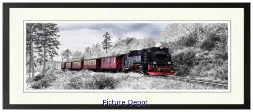Picture of Winter Red Train       GL375